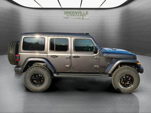 New 2025 Jeep Wrangler Sahara image 11
