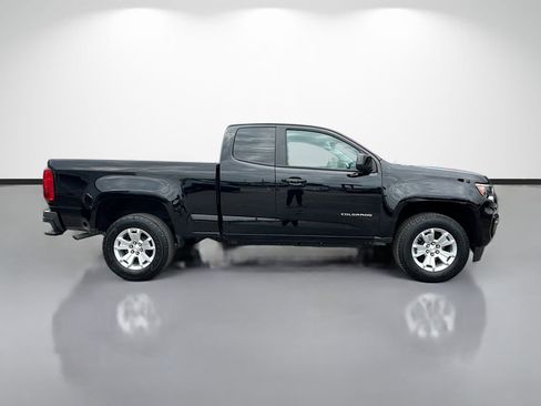 Used 2022 Chevrolet Colorado LT w/ Fleet Safety Package RWD image 2