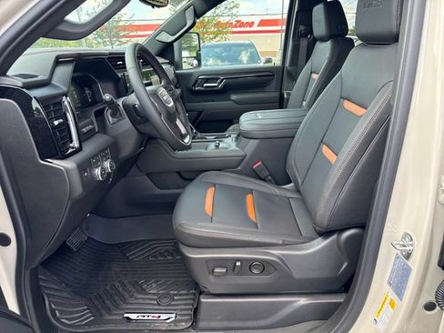 New 2026 GMC Sierra 2500 AT4 w/ AT4 Premium Plus Package AWD/4WD image 13