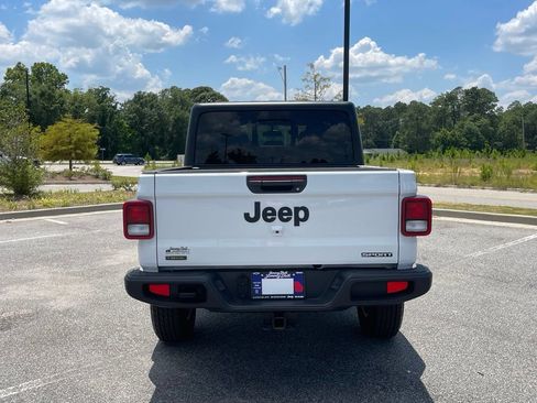 Used 2021 Jeep Gladiator Sport AWD/4WD image 20