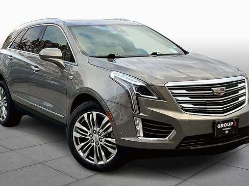 Used 2019 Cadillac XT5 Premium Luxury w/ Driver Assist Package image 2