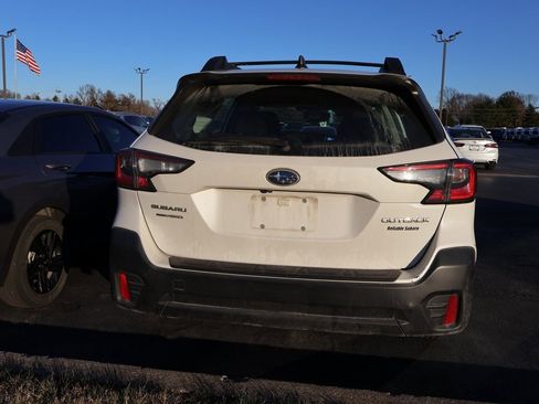 Used 2021 Subaru Outback image 17