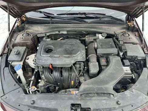 Used 2020 Kia Optima LX image 19