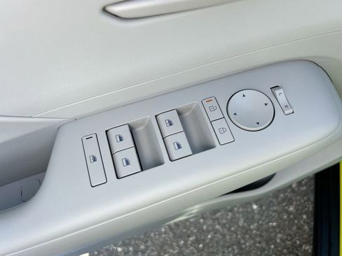 New 2026 Hyundai Kona SE image 22