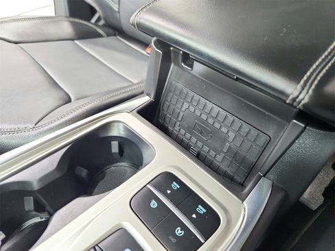 Used 2024 Ford Explorer Limited image 32