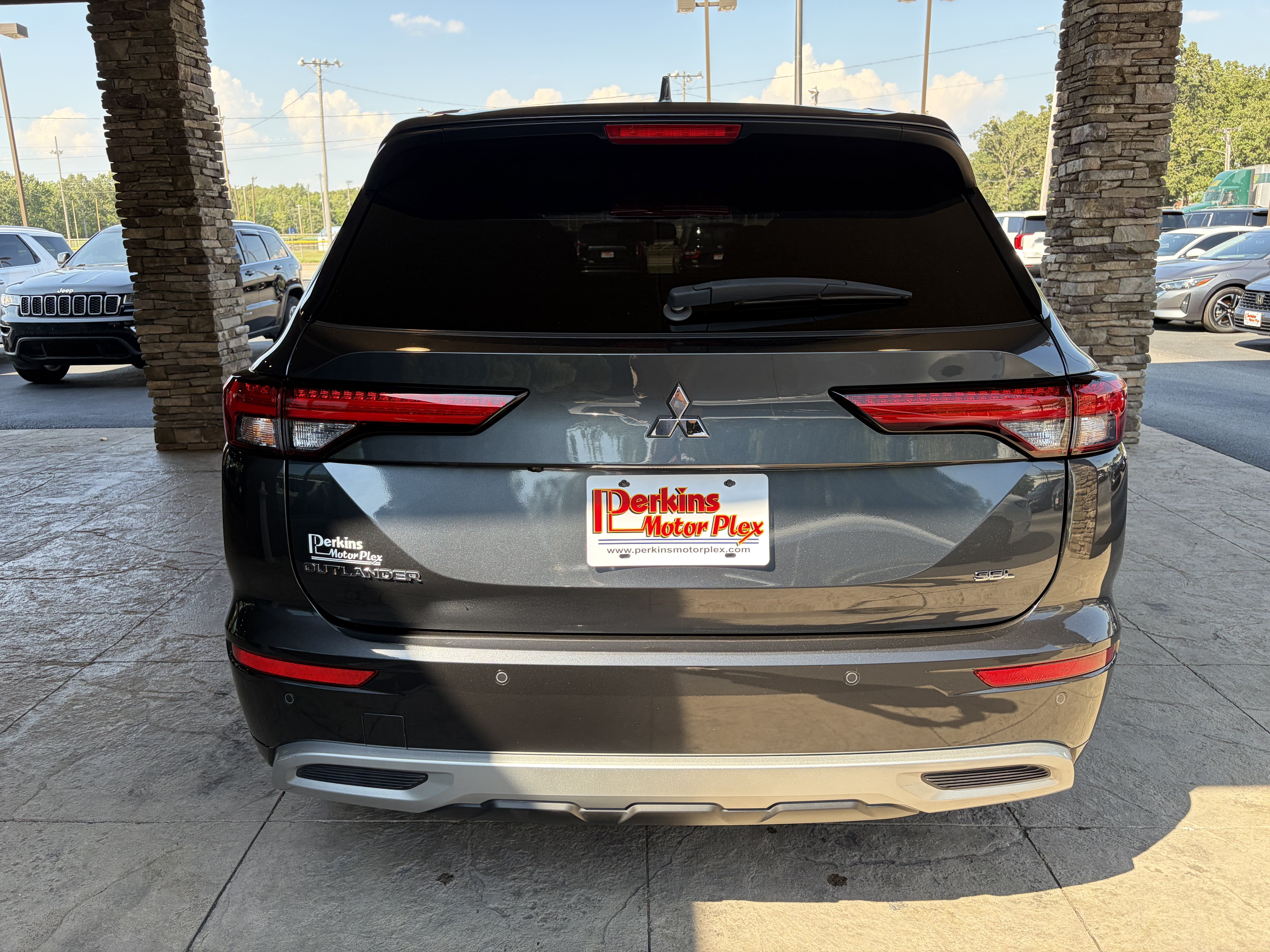 Used 2024 Mitsubishi Outlander SEL FWD image 7