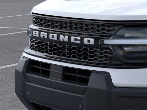 New 2025 Ford Bronco Sport Outer Banks w/ Outer Banks Tech Package+ AWD/4WD image 17