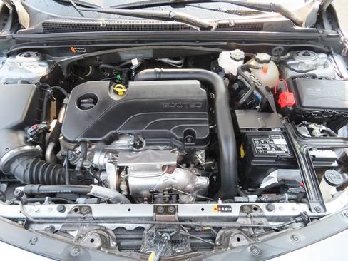 Used 2024 Chevrolet Malibu LT FWD image 11