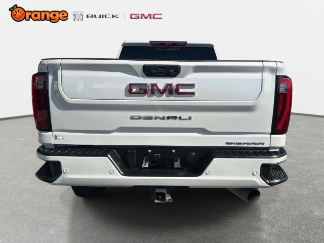 Used 2024 GMC Sierra 2500 Denali w/ Denali Reserve Package AWD/4WD image 3