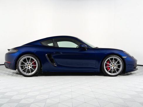 Used 2025 Porsche 718 Cayman GTS RWD image 24