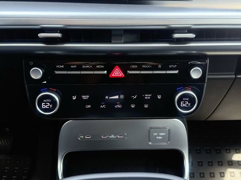 New 2026 Hyundai Ioniq 9 SE image 25