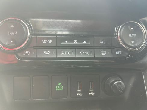 Used 2020 Mitsubishi Eclipse Cross SE AWD/4WD image 22