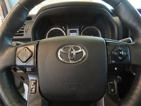 Used 2024 Toyota 4Runner TRD Off-Road Premium w/ Off Road Premium Plus Package AWD/4WD image 20