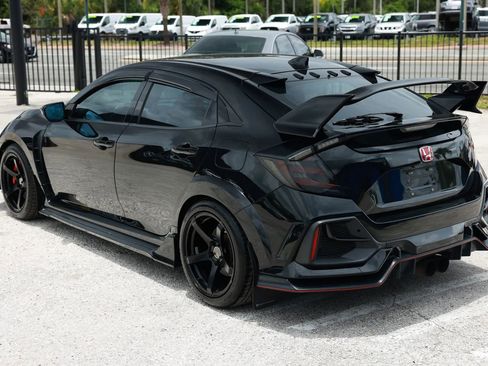 Used 2017 Honda Civic Type R image 4