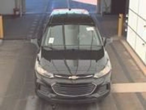 Used 2020 Chevrolet Trax LS w/ Tint and Cruise Package image 28