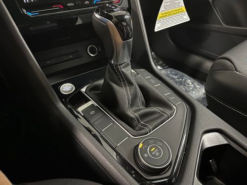 New 2026 Volkswagen Taos SEL AWD/4WD image 14