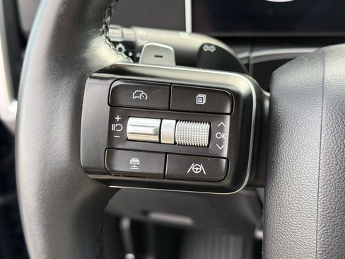 Used 2026 Hyundai Santa Fe SEL FWD image 24