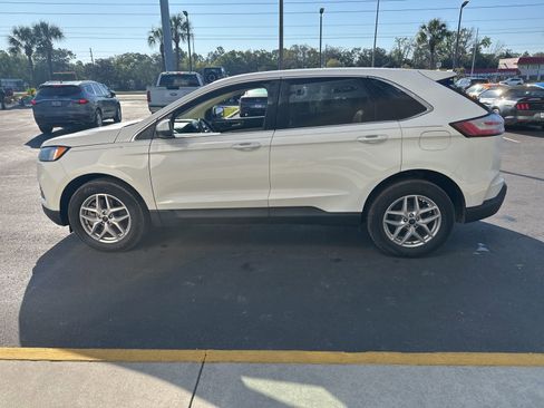 Certified 2024 Ford Edge SEL w/ Convenience Package image 7