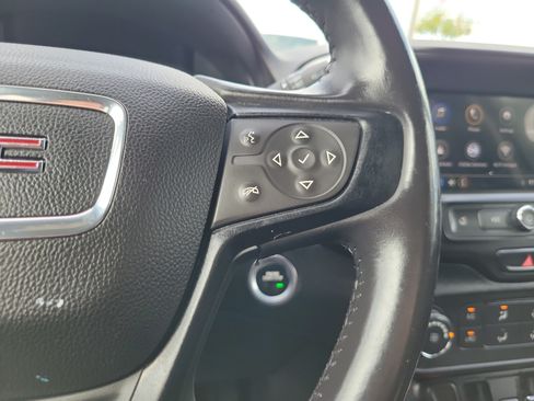 Used 2018 GMC Terrain SLE FWD image 26