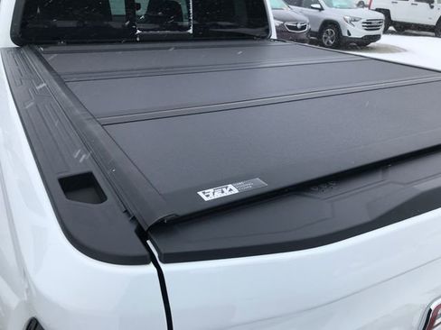 Certified 2023 GMC Canyon AT4 w/ AT4 Premium Package image 3