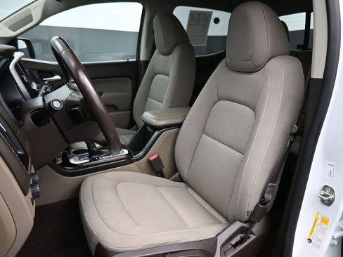 Used 2019 GMC Canyon SLE w/ SLE Convenience Package image 14