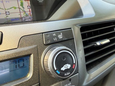 Used 2011 Honda Odyssey Touring Elite image 34
