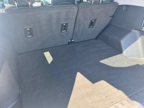 Used 2018 GMC Terrain SLE w/ Driver Convenience Package FWD image 37