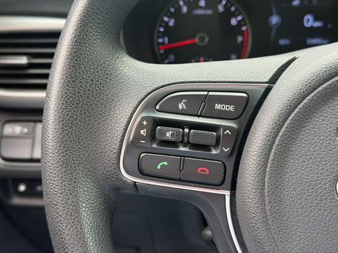 Used 2016 Kia Optima LX FWD image 15