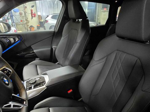 Used 2026 BMW X3 xDrive30 w/ Premium Package image 23