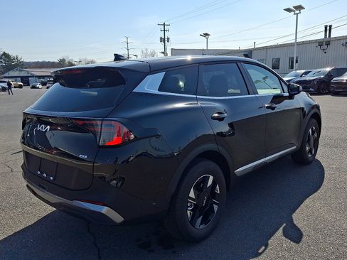 New 2026 Kia Sportage LX w/ LX Convenience Package AWD/4WD image 3