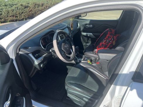 Used 2017 Jeep Cherokee Trailhawk w/ Trailer Tow Group image 6