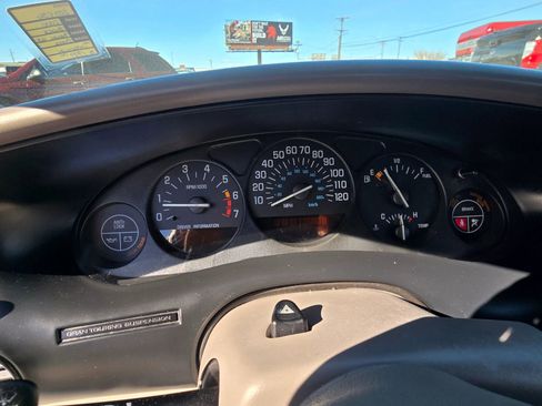 Used 2000 Buick Regal GS w/ Luxury Pkg image 15