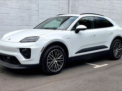 New 2025 Porsche Macan 4 Electric