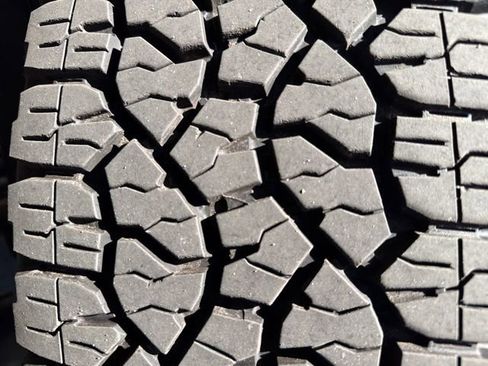 Used 2025 GMC Sierra 3500 SLT w/ SLT Premium Package image 10