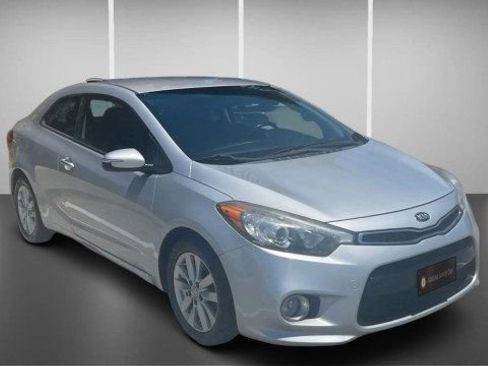 Used 2016 Kia Forte Koup EX FWD image 3