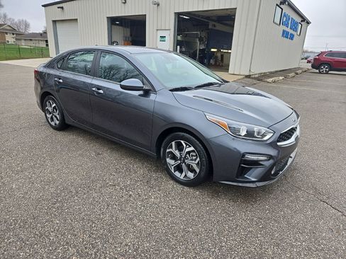 Used 2021 Kia Forte LXS image 7