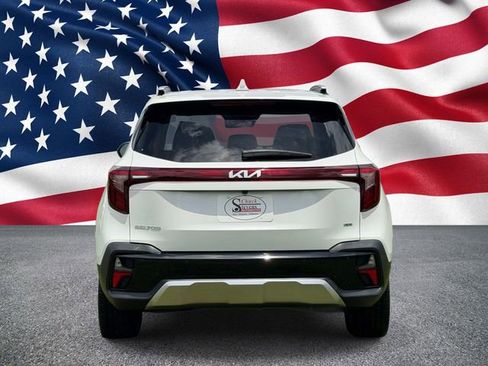 Used 2025 Kia Seltos SX w/ SX Sunroof Package AWD/4WD image 4