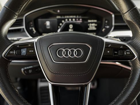 Used 2022 Audi S8 AWD/4WD image 16