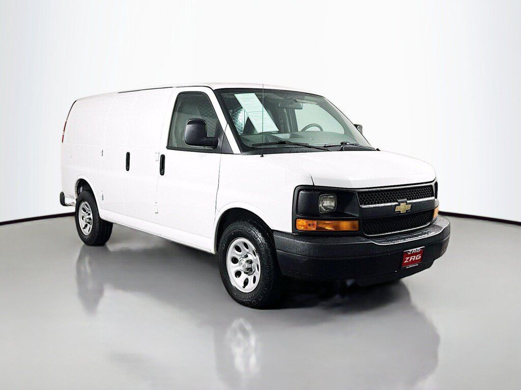 Used 2014 Chevrolet Express 1500 RWD image 7