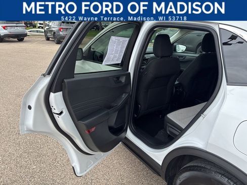 Used 2023 Ford Escape Active w/ Cold Weather Package FWD image 33