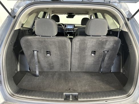 Used 2023 Kia Sorento LX image 15