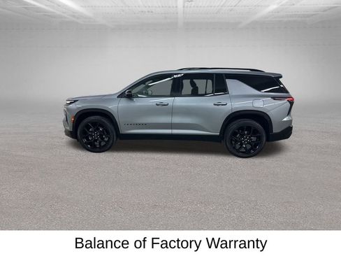 Used 2024 Chevrolet Traverse RS image 8