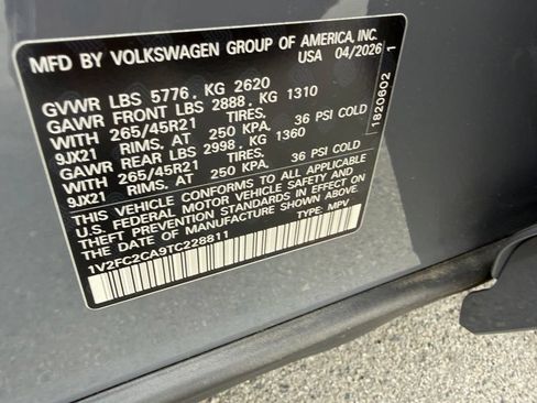 New 2026 Volkswagen Atlas Cross Sport SEL Premium R-Line AWD/4WD image 33