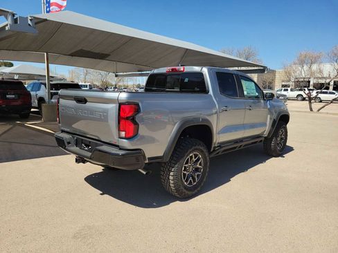 New 2026 Chevrolet Colorado ZR2 w/ Technology Package AWD/4WD image 8