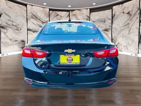Used 2018 Chevrolet Malibu LT image 10