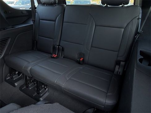 Used 2022 Chevrolet Tahoe LT w/ Luxury Package image 30