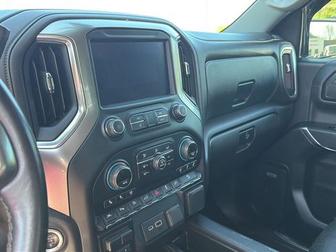 Used 2019 Chevrolet Silverado 1500 LTZ w/ LTZ Premium Package image 15