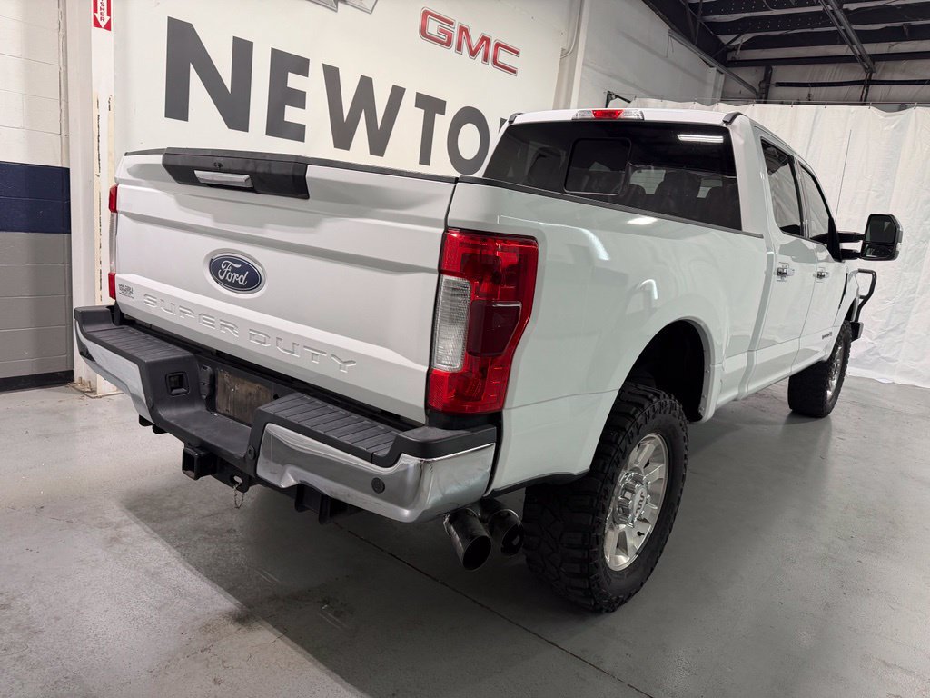 Used 2018 Ford F250 XLT w/ XLT Premium Package AWD/4WD image 22