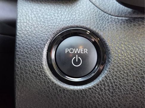 Used 2025 Toyota Camry XSE FWD image 29