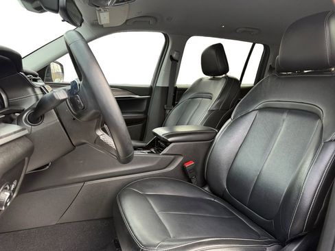 Used 2021 Jeep Grand Cherokee L Limited image 9